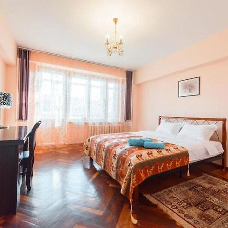 Апартаменты В Алматы Арбат Kültér fotó